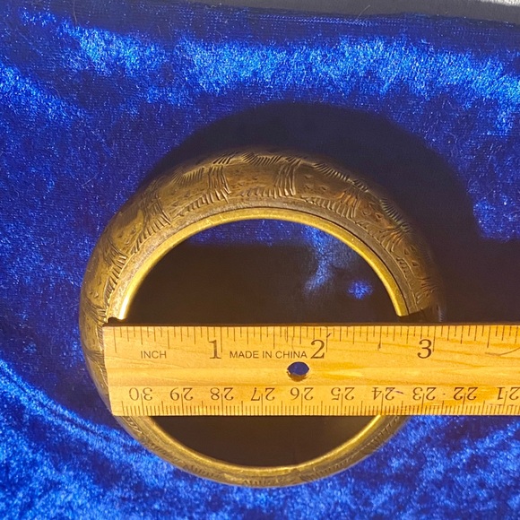 Solid Brass Bracelet with Etching - Picture 4 of 5